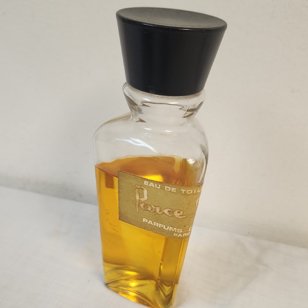 Eau De Toilette Parfum 1950s Vintage Capucci